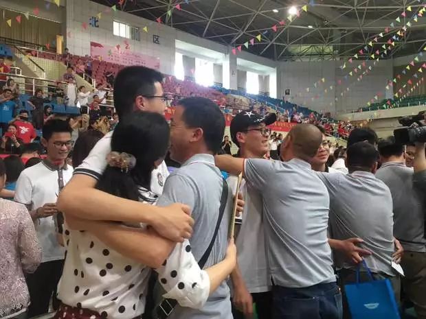 说明: 说明: https://mmbiz.qpic.cn/mmbiz_jpg/OD9wlMYb37cVcGIXSTdCXhxiaQtCZ6OPDTjLMoUtRNgO6z8HeajBCwdqVUqleWPxGZTkibpqEL9CR5nEpoS5vK8w/640?wx_fmt=jpeg